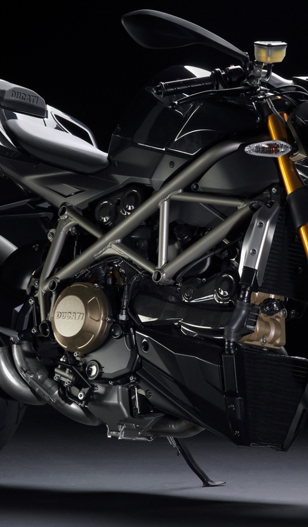 Красивый мотоцикл Ducati Streetfighter 848