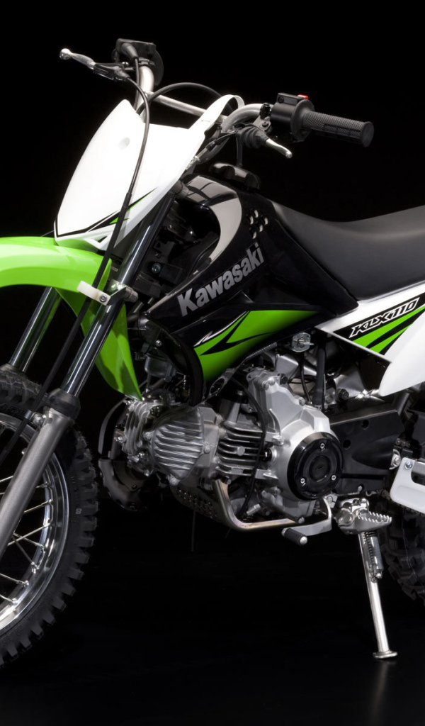 Красивый мотоцикл Kawasaki KLX 125