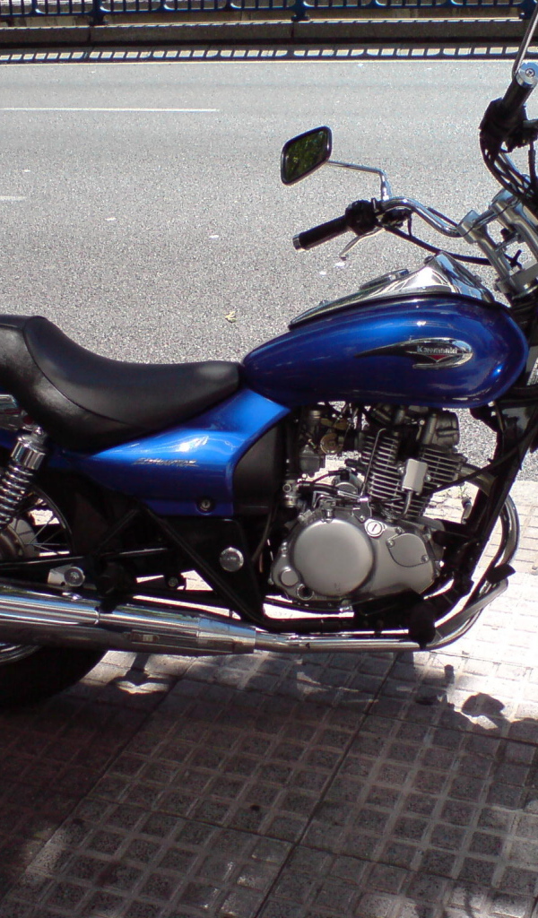 Красивый мотоцикл Suzuki Marauder 125