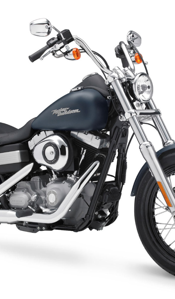 Красивый мотоцикл в москве Harley-Davidson Dyna Street Bob