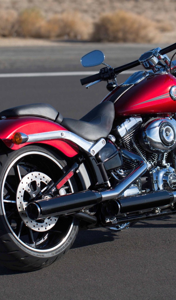 Красивый мотоцикл в москве Harley-Davidson Softail Breakout