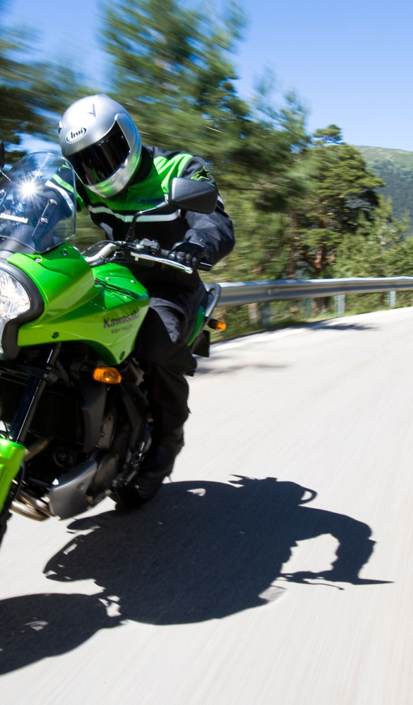 Красивый мотоцикл в москве Kawasaki Versys