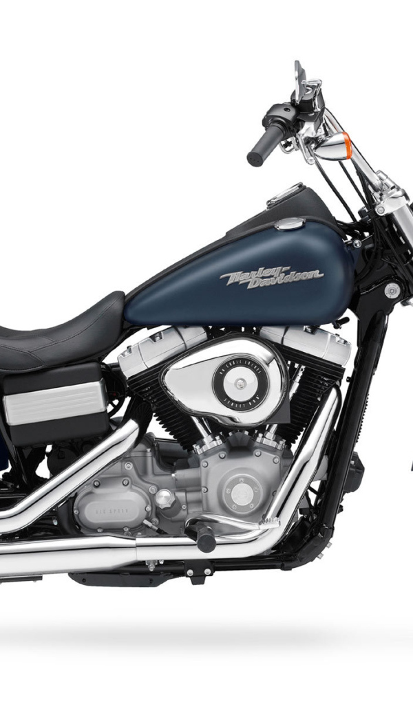 Быстрый мотоцикл Harley-Davidson Dyna Street Bob