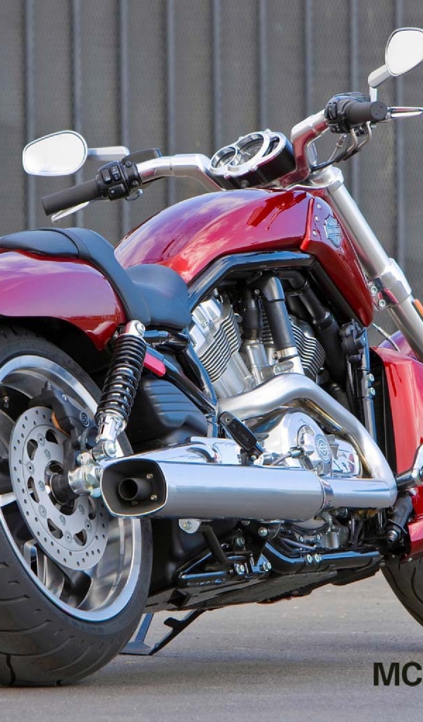 Быстрый мотоцикл Harley-Davidson V-Rod Muscle