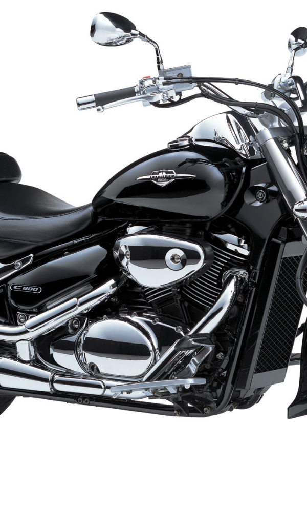 Быстрый мотоцикл Suzuki Intruder C800C