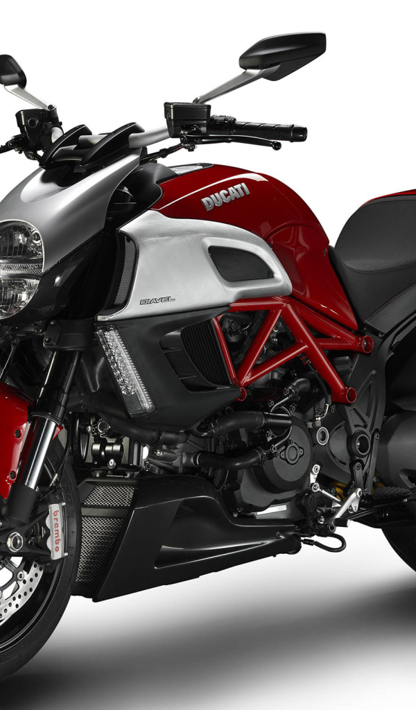 Невероятный мотоцикл Ducati Diavel