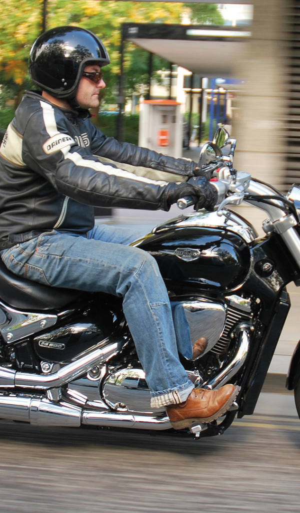 Невероятный мотоцикл Suzuki Intruder M1500