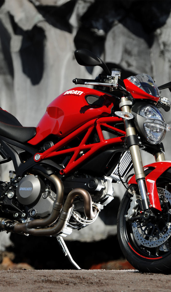 Невероятно быстрый мотоцикл Ducati Monster 1200