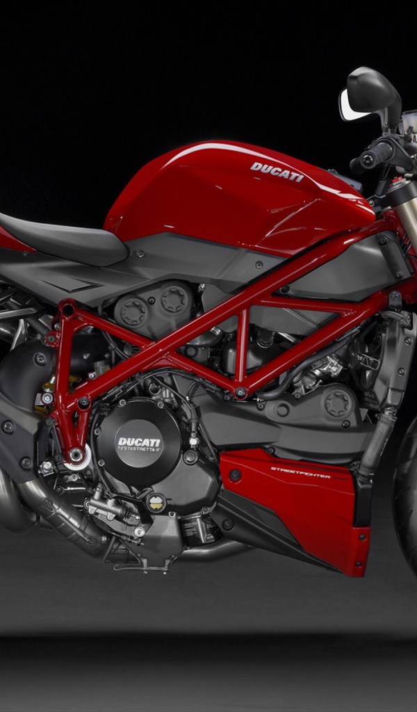 Невероятно быстрый мотоцикл Ducati Streetfighter 848
