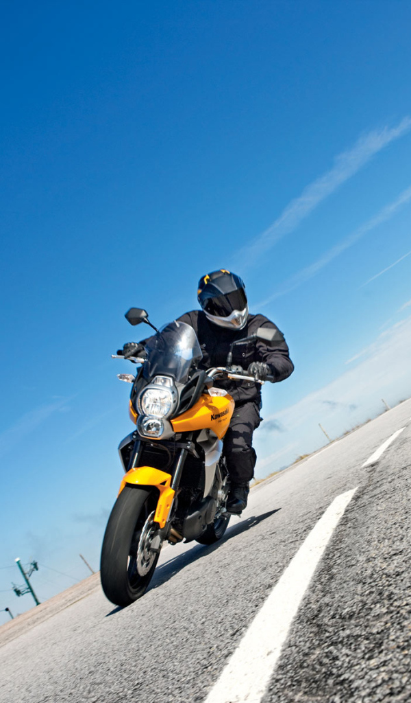 Невероятно быстрый мотоцикл Kawasaki Versys