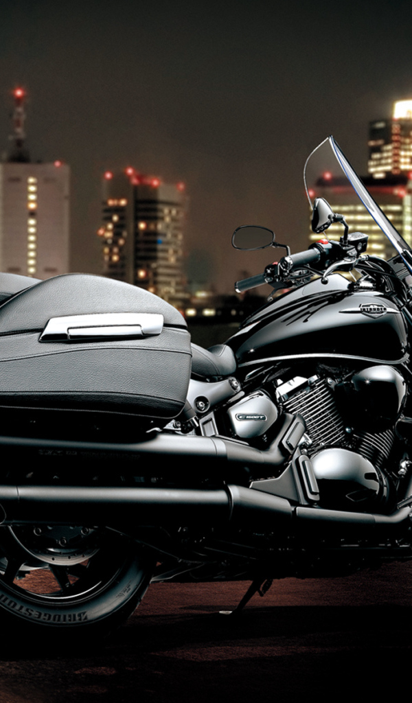 Мотоцикл Suzuki модели  Intruder C1500T