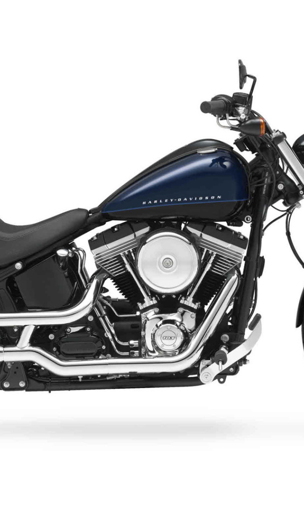 Мотоцикл модели Harley-Davidson Softail Blackline