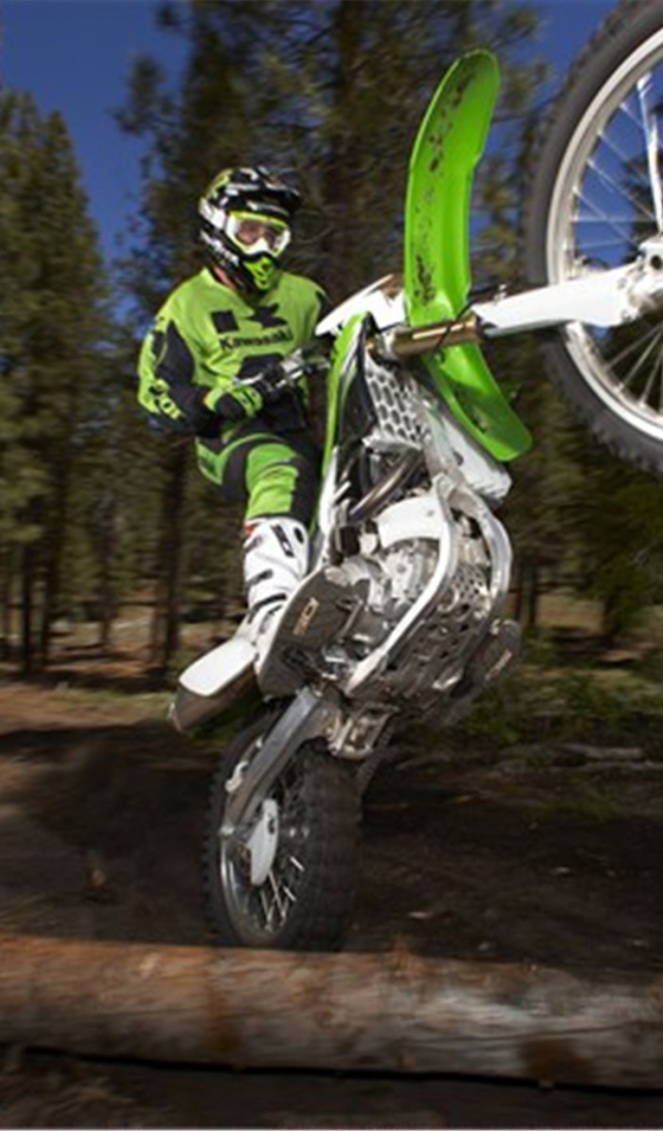 Новый мотоцикл Kawasaki KLX 450 R