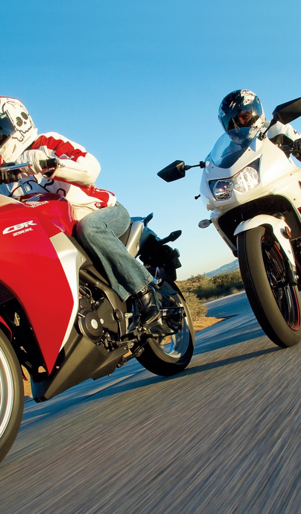 Новый мотоцикл Honda CBR 250 R