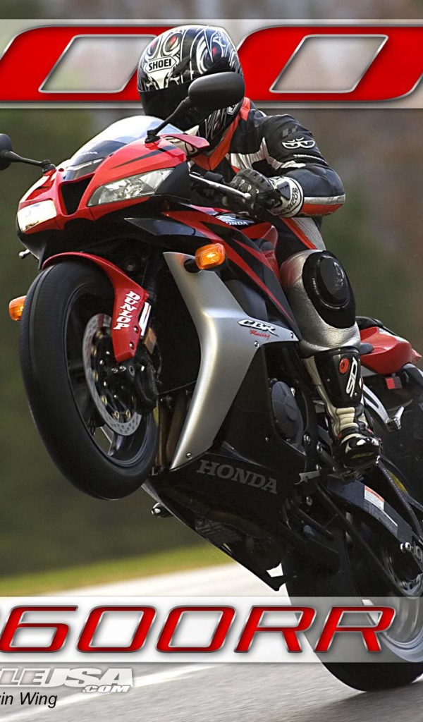 Новый мотоцикл Honda CBR 600 RR