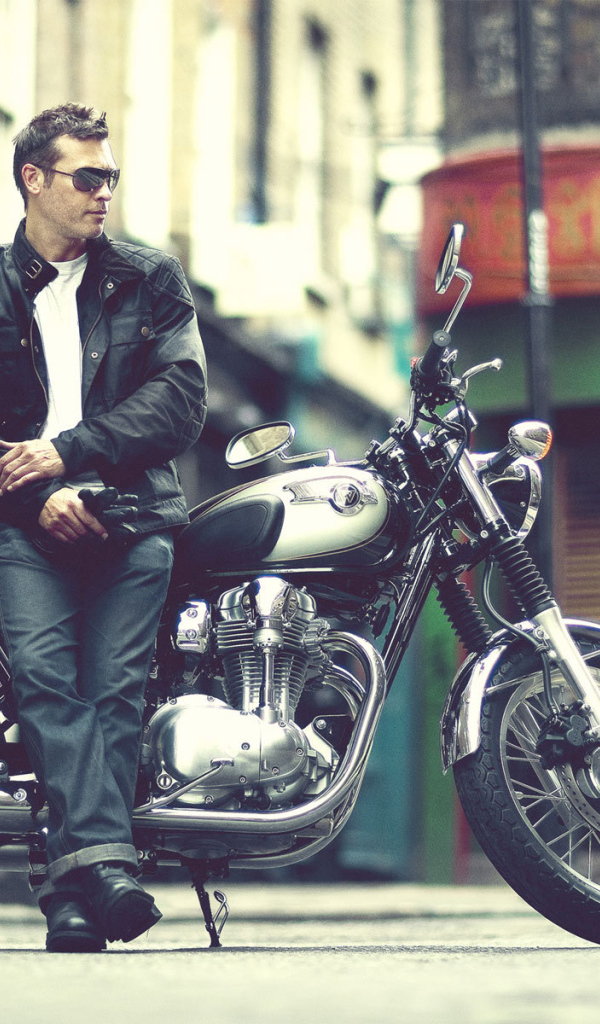 Новый мотоцикл Kawasaki W 800