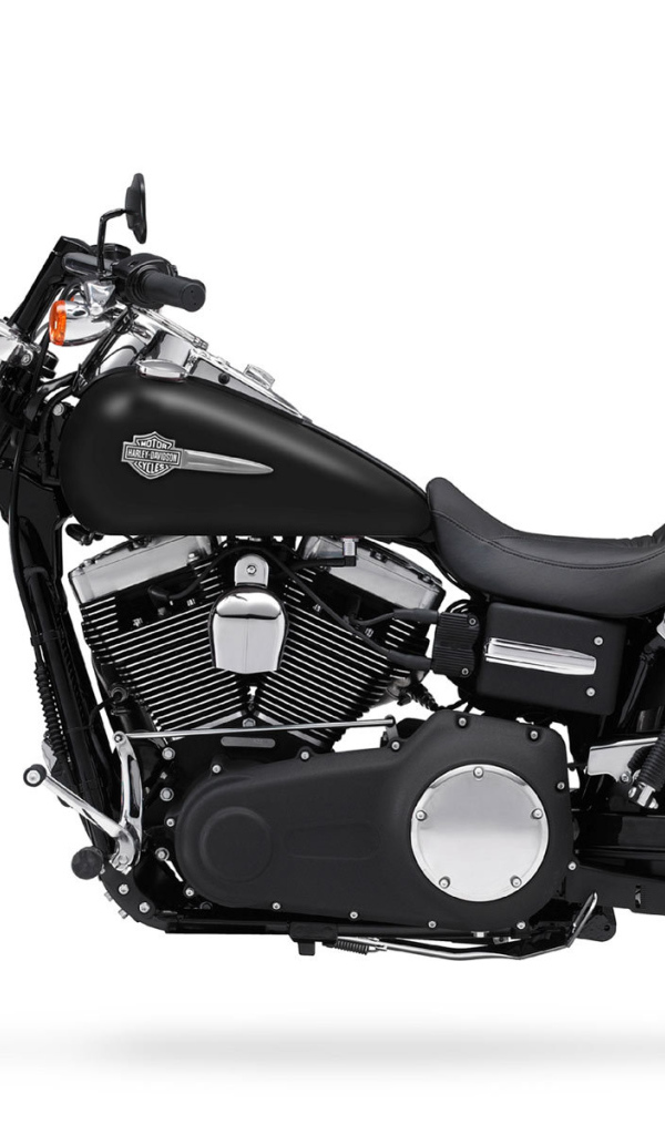 Новый надежный мотоцикл Harley-Davidson Dyna Fat Bob