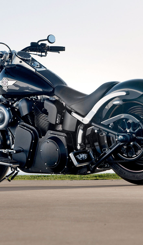 Новый надежный мотоцикл Harley-Davidson Fat Boy