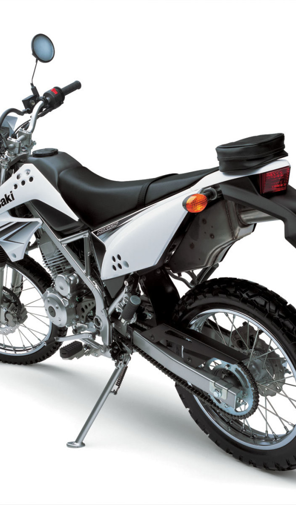 Новый надежный мотоцикл Kawasaki KLX 125