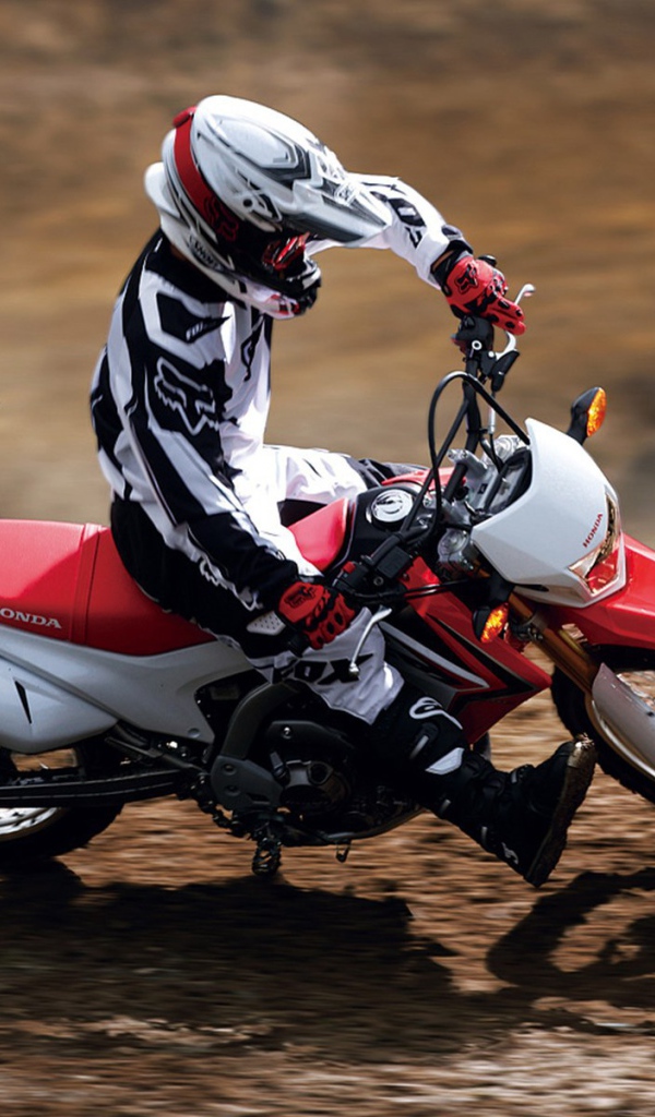 Популярный мотоцикл Honda CRF 250 L