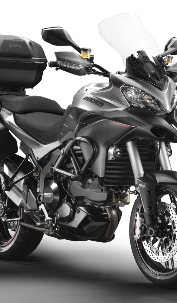Популярный мотоцикл Ducati Multistrada 1200 S Granturismo
