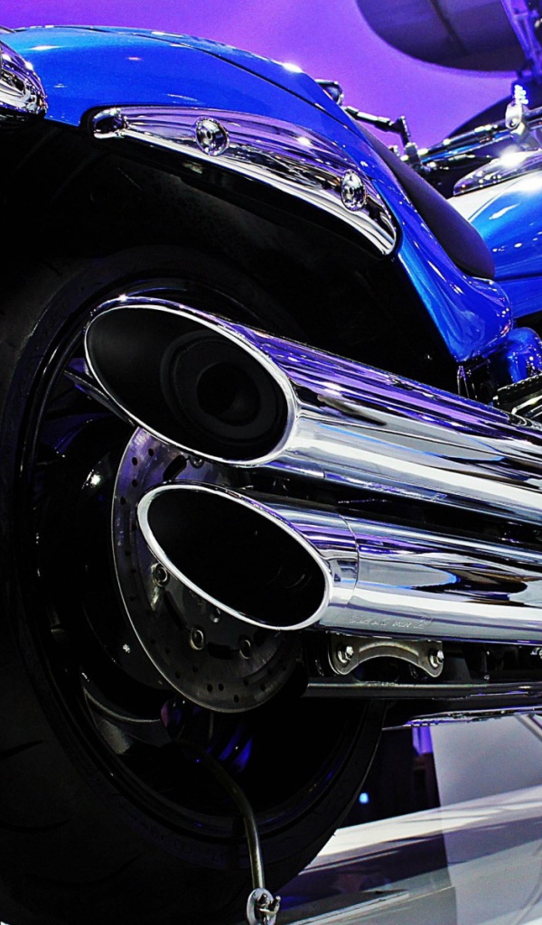 Популярный мотоцикл Suzuki  Intruder C1500T