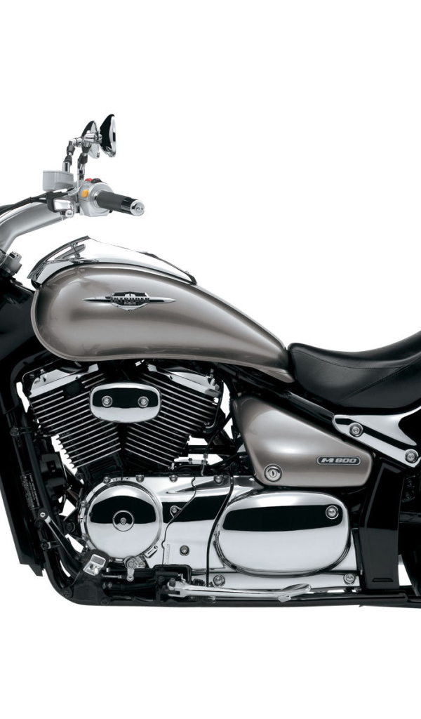 Популярный мотоцикл Suzuki  Intruder M800