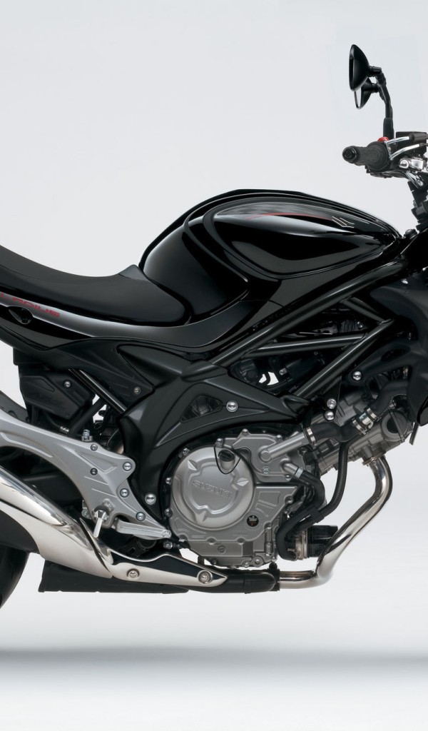 Популярный мотоцикл Suzuki SFV 650