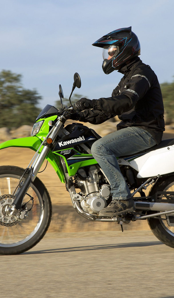 Надежный мотоцикл Kawasaki KLX 250