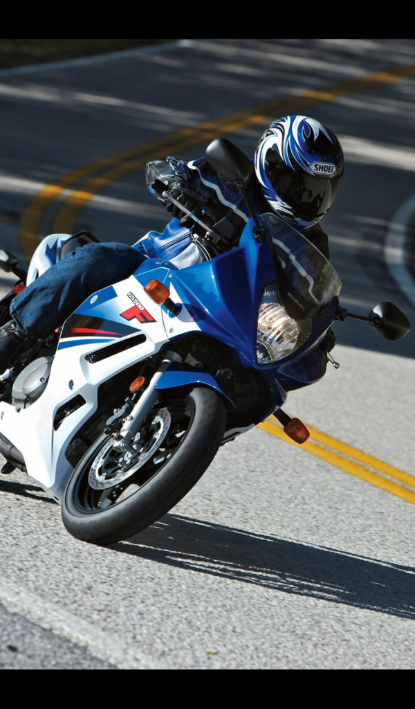 Надежный мотоцикл Suzuki GS 500 F