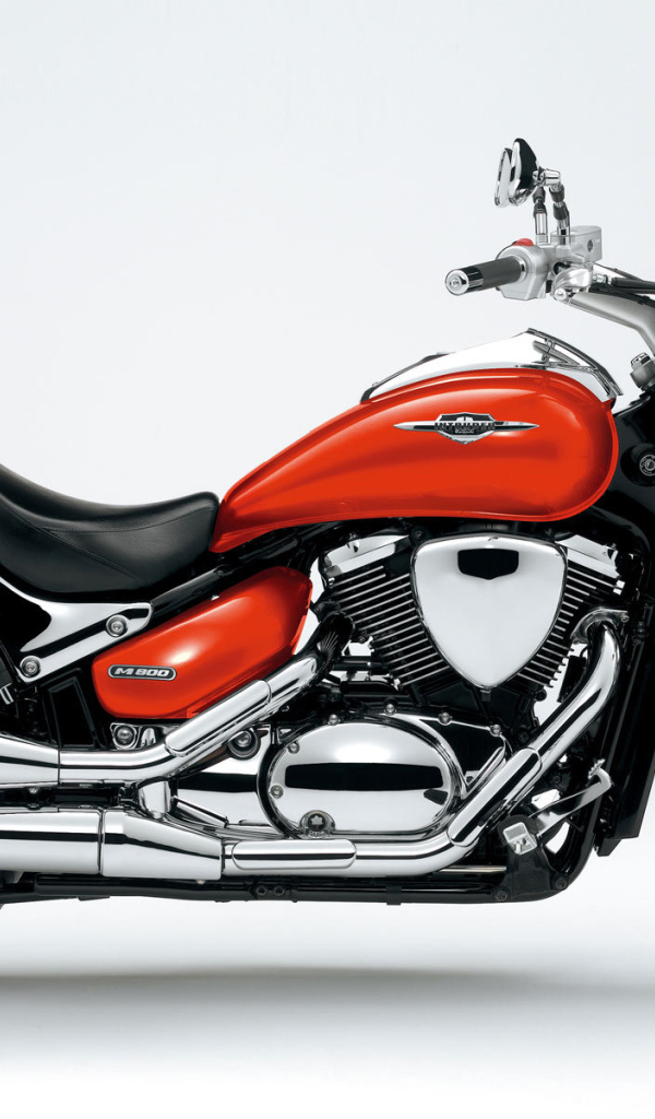 Надежный мотоцикл Suzuki Intruder C800C