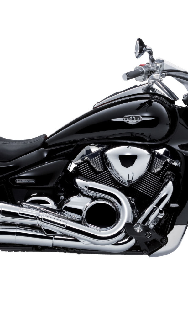 Надежный мотоцикл Suzuki Intruder M1800 R