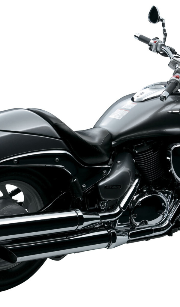 Надежный мотоцикл Suzuki Intruder M800