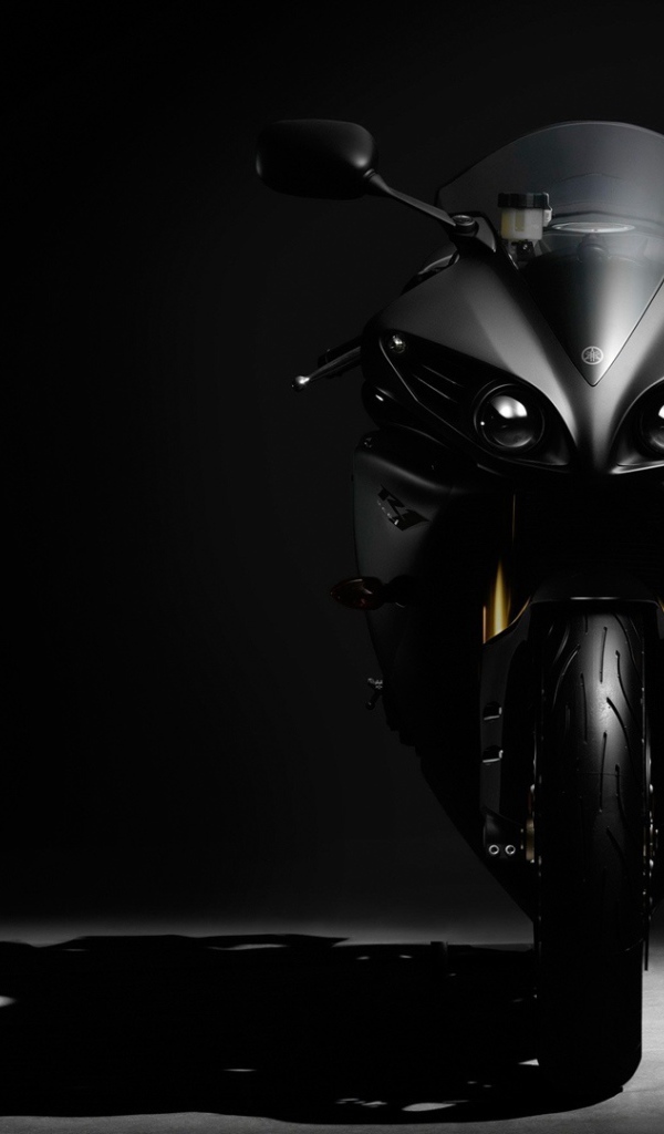 Стильный черный мотоцикл