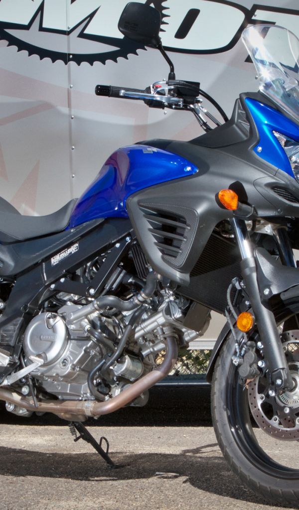 Мотоцикл Suzuki модели V-Storm 650 ABS