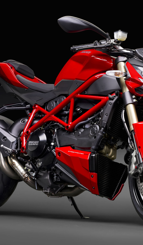 Тест-драйв мотоцикла Ducati Streetfighter 848