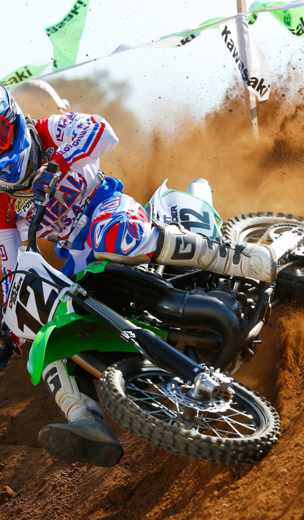 Тест-драйв мотоцикла Kawasaki KX 85-II