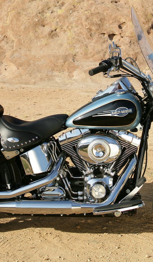 Надежный мотоцикл Harley-Davidson Heritage Softail