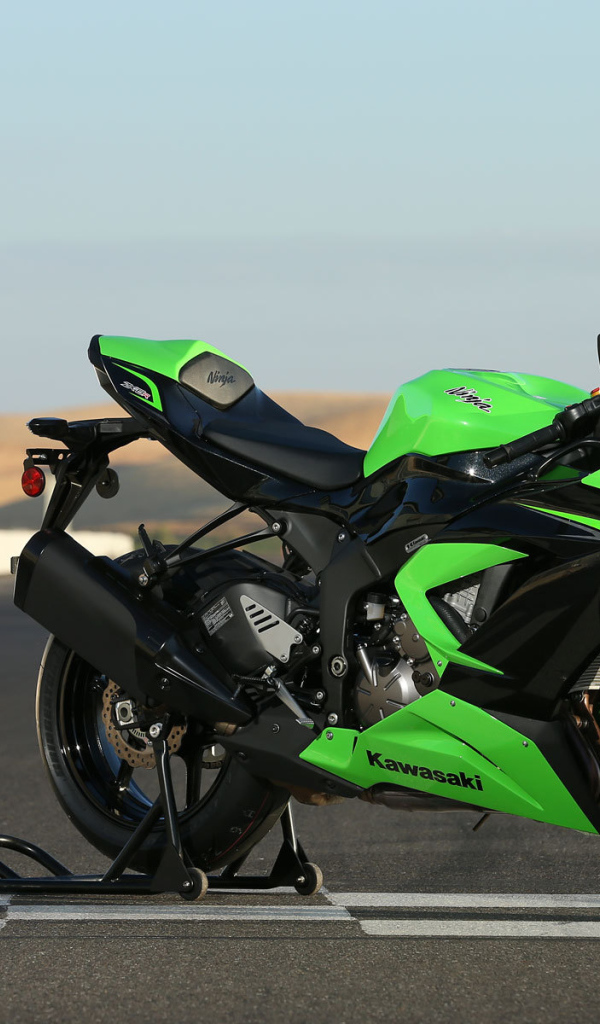 Надежный мотоцикл Kawasaki Ninja ZX-6R 636 Performance