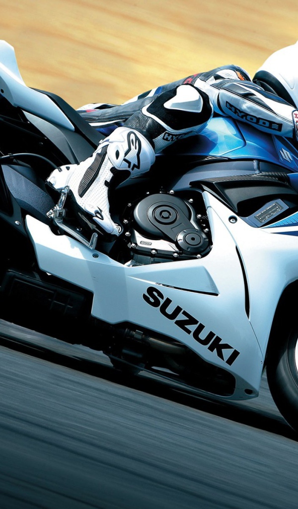 Мотоцикл Suzuki GSX R600