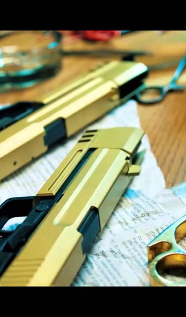 Одноклассники.ru НаCLICKай удачу золотые пистолеты