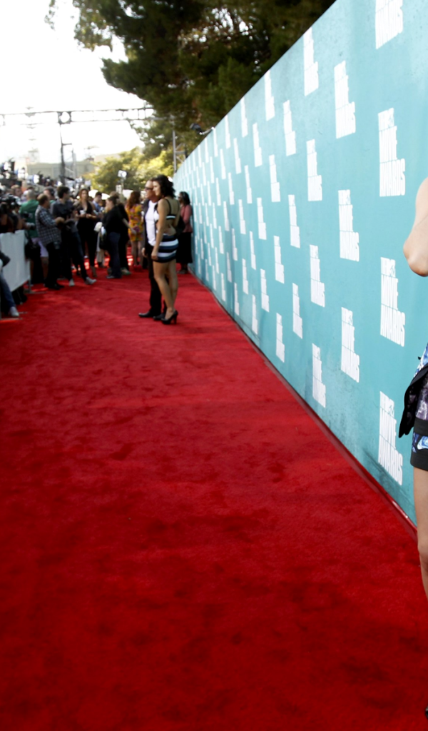 Эмма Ватсон на красной дорожке