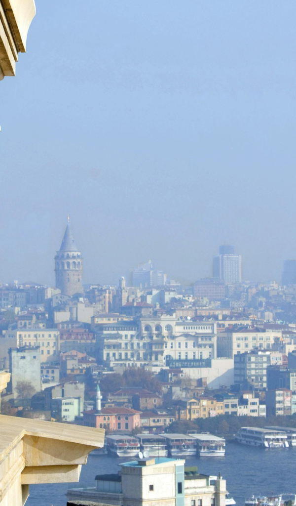 Девушка на высоте