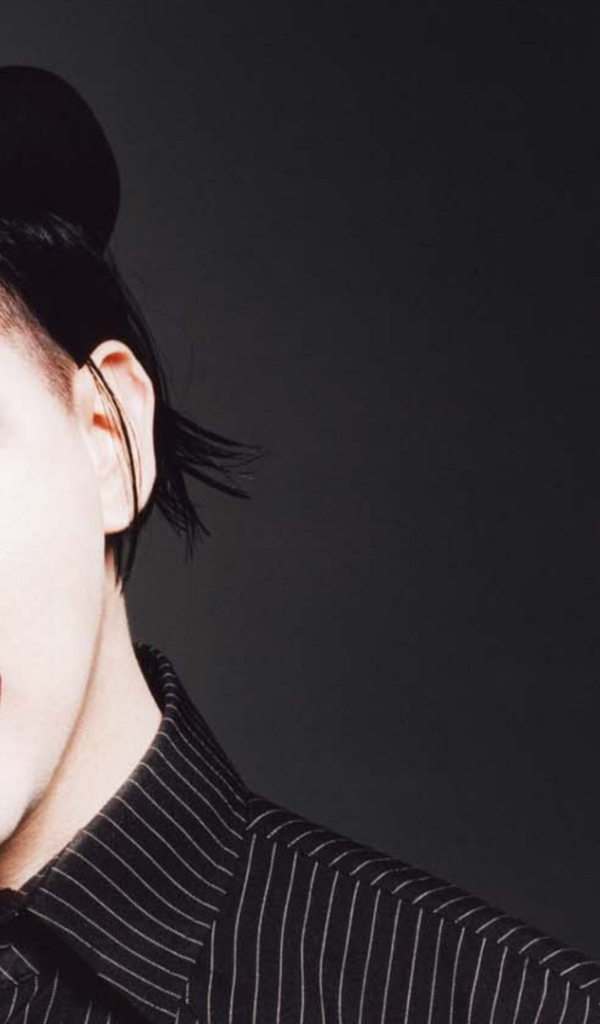 Marilyn Manson в шляпе