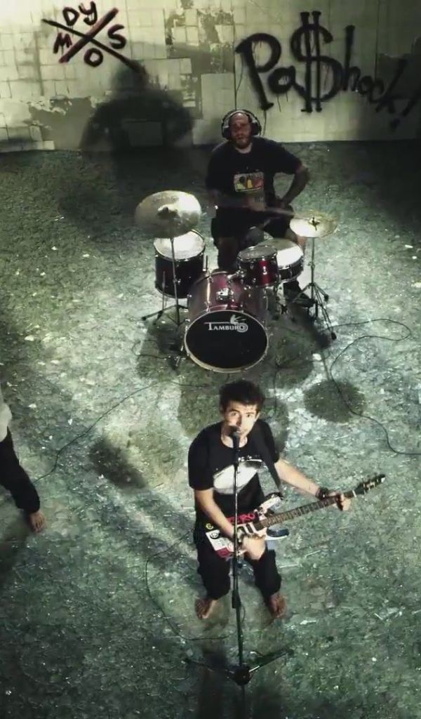 Noize MC в своем новом видео