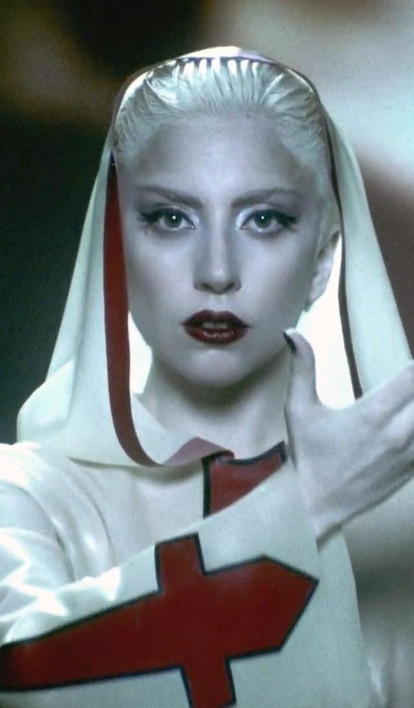 Композиция Леди Гага