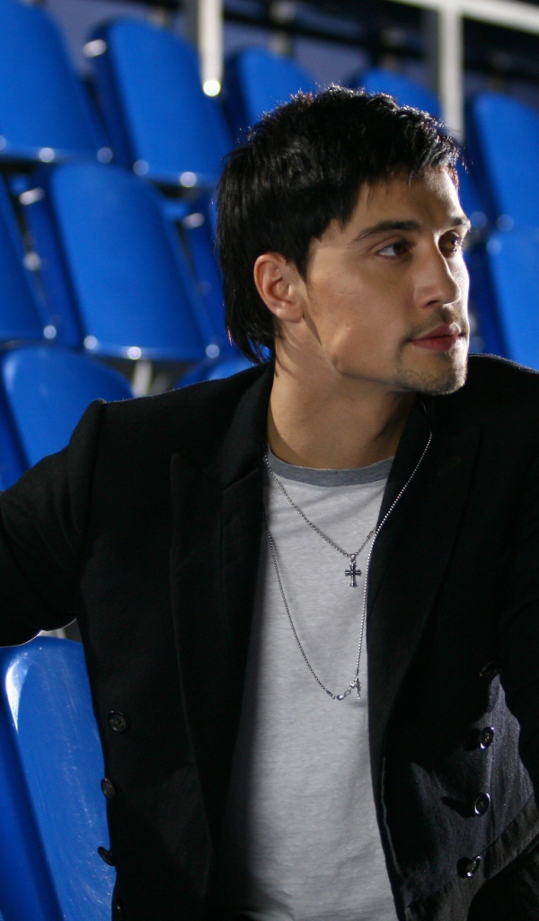 Дима Билан на стадионе