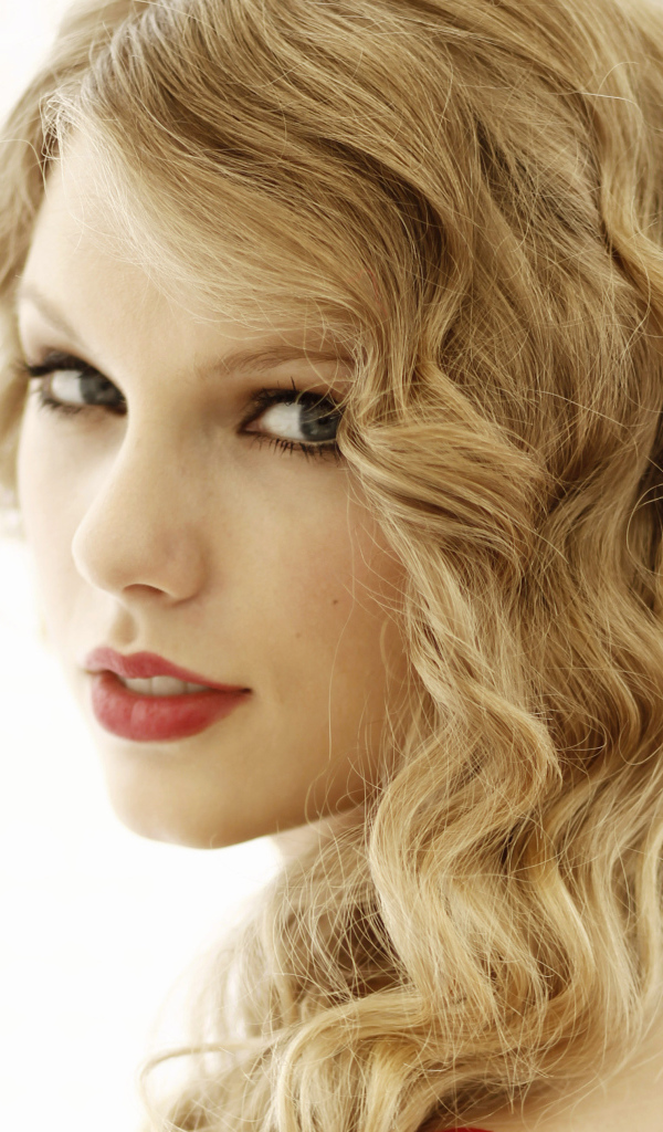 Тэйлор Свифт певица