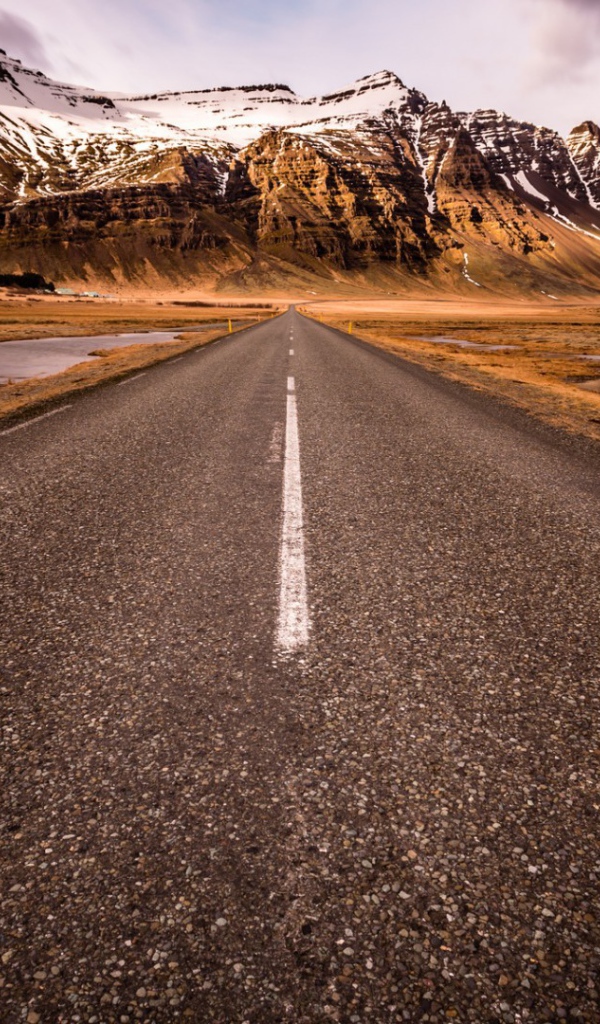 Шоссе в сторону гор