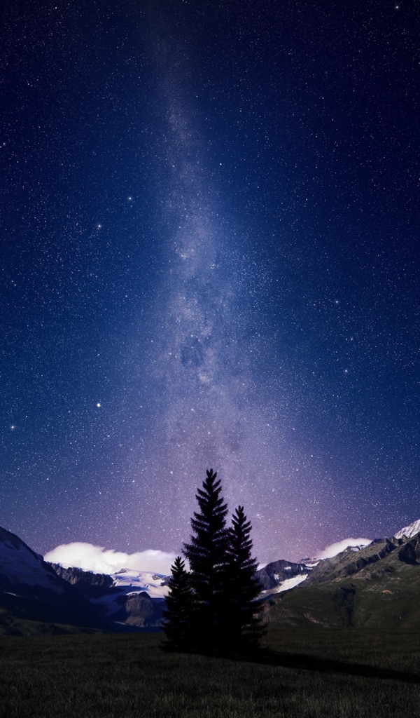 Ночное небо в Швейцарских Альпах